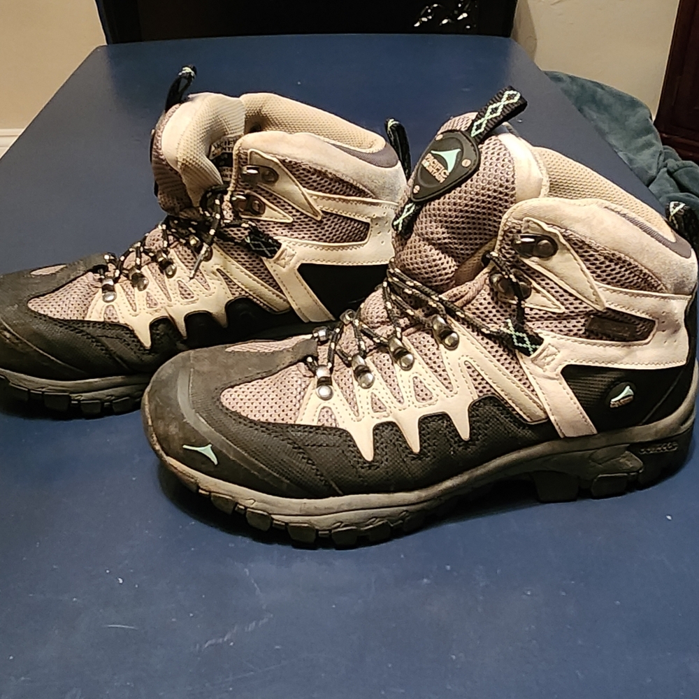 Barely used Waterproof hiking boots